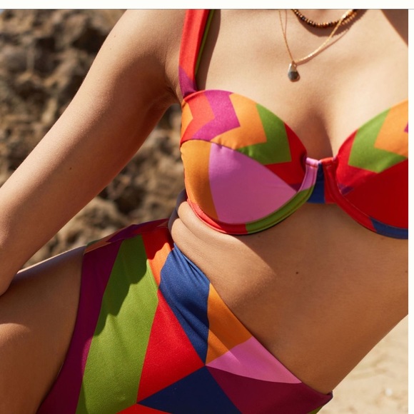 Farm rio geometric bikini high waisted bottoms. ONLY BOTTOM. - Picture 4 of 7